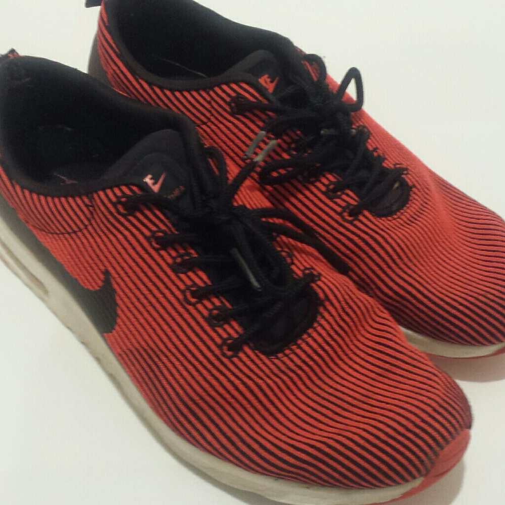 Nike Air Max thea